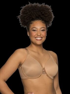 Smooth Underwire T-Shirt Bra with Light Lace Detail (2 Total)
